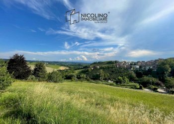 Terreno - Terreno edificabile via Fracchia, Monforte d'Alba - foto 1