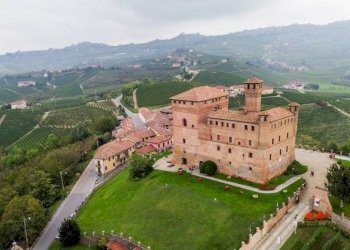 Vista - Casa indipendente via 4 Novembre, 4, Grinzane Cavour - foto 4