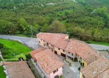Vista - Casa indipendente via 4 Novembre, 4, Grinzane Cavour - foto 5