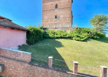 Facciata - Casa indipendente via 4 Novembre, 4, Grinzane Cavour - foto 19