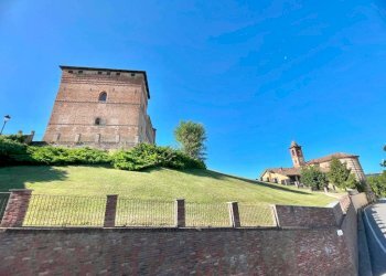Terreno - Independent house via 4 Novembre, 4, Grinzane Cavour - photo 33