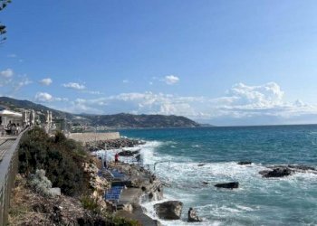 Vista - Attività Commerciale via Arziglia, 20, Bordighera - foto 5