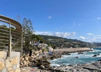 Vista - Attività Commerciale via Arziglia, 20, Bordighera - foto 12