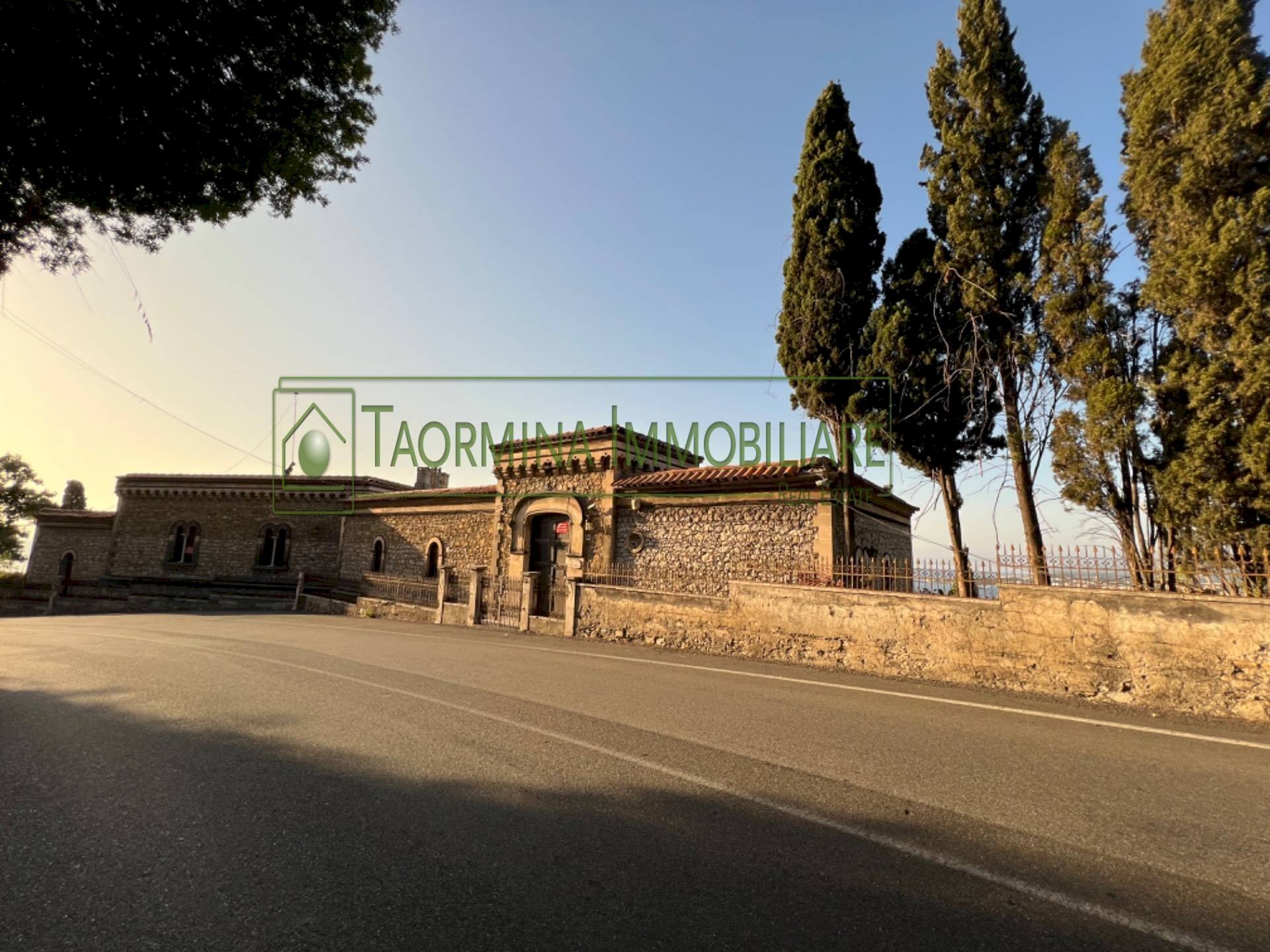 Foto 1 - Villa via Luigi Pirandello
 
99, Taormina - foto 1