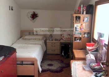 Camera - Casa semi indipendente via E. Berlinguer
 
5, Gaggi - foto 6