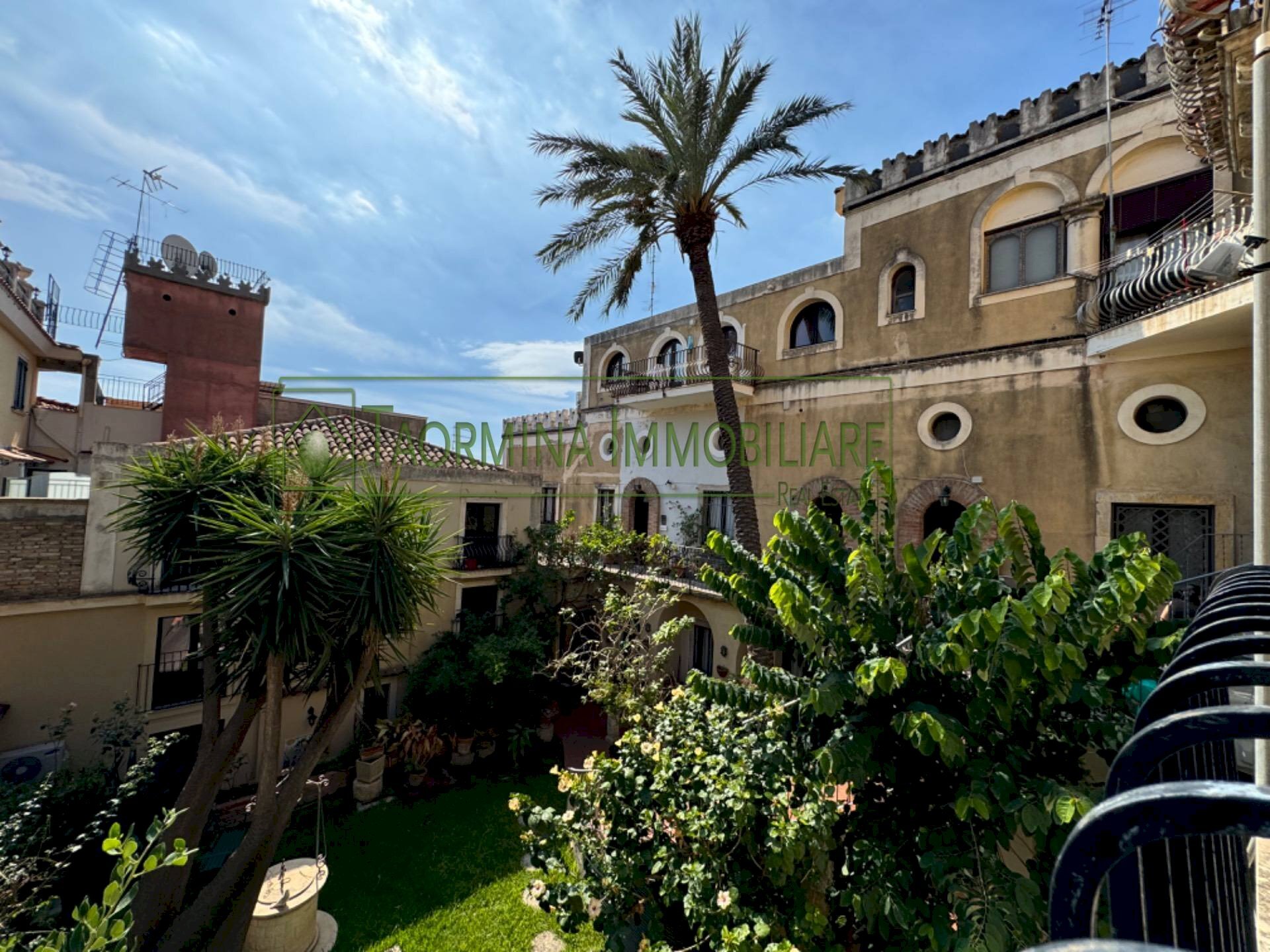 Foto 3 - Appartamento Via Giovanni Bosco
 
14, Taormina - foto 3