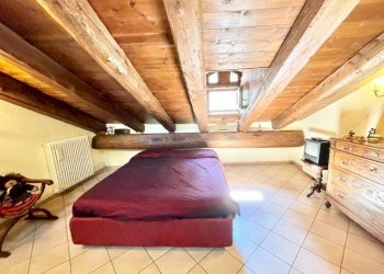 Camera da letto - Trilocale via Carlo Massimiliano Roero, 9, Cuneo (zona Centro) - foto 11