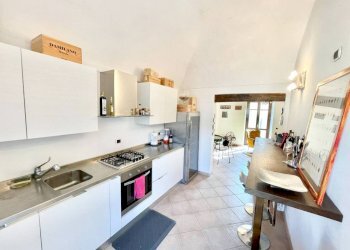 Cucina - Four-room apartment via Salita al Castello, 4, Dogliani - photo 15