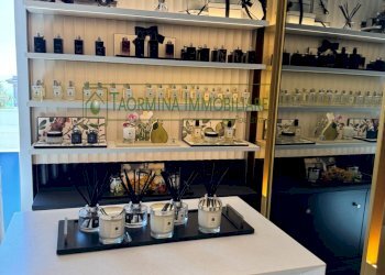 Foto 4 - Negozio Corso Umberto
 
174/B, Taormina - foto 4