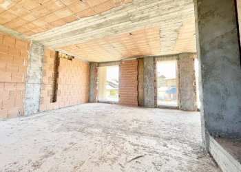 Soggiorno - Appartamento via Torino, frazione Cerialdo, Cuneo - foto 7