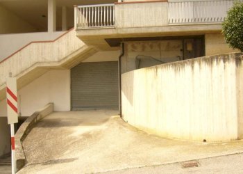 Foto 8 - Locale Commerciale Via Nazionale, Bellante - foto 8