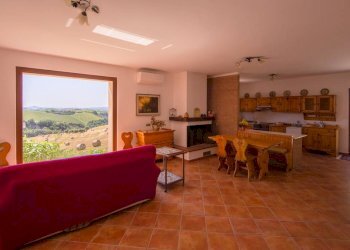 Foto 1 - Rustic Contrada Ciafone, Offida - photo 1