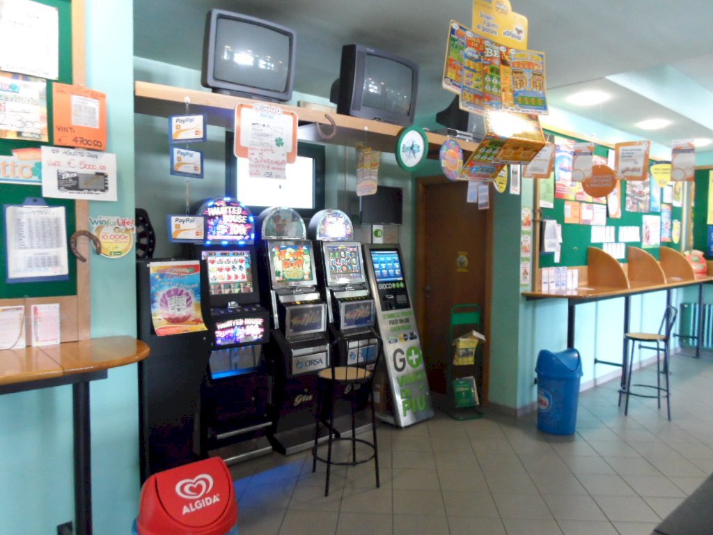 Foto 3 - Commercial Activity Via Roma, Martinsicuro - photo 3