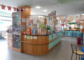 Foto 1 - Attività Commerciale Via Roma, Martinsicuro - foto 1