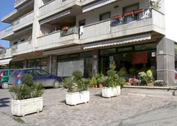 Foto 1 - Commercial Premises Spinetoli - photo 1