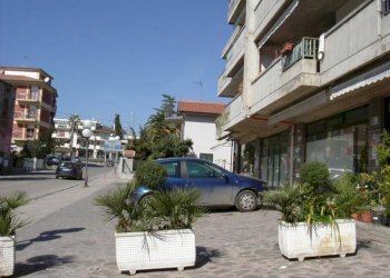 Foto 2 - Commercial Premises Spinetoli - photo 2