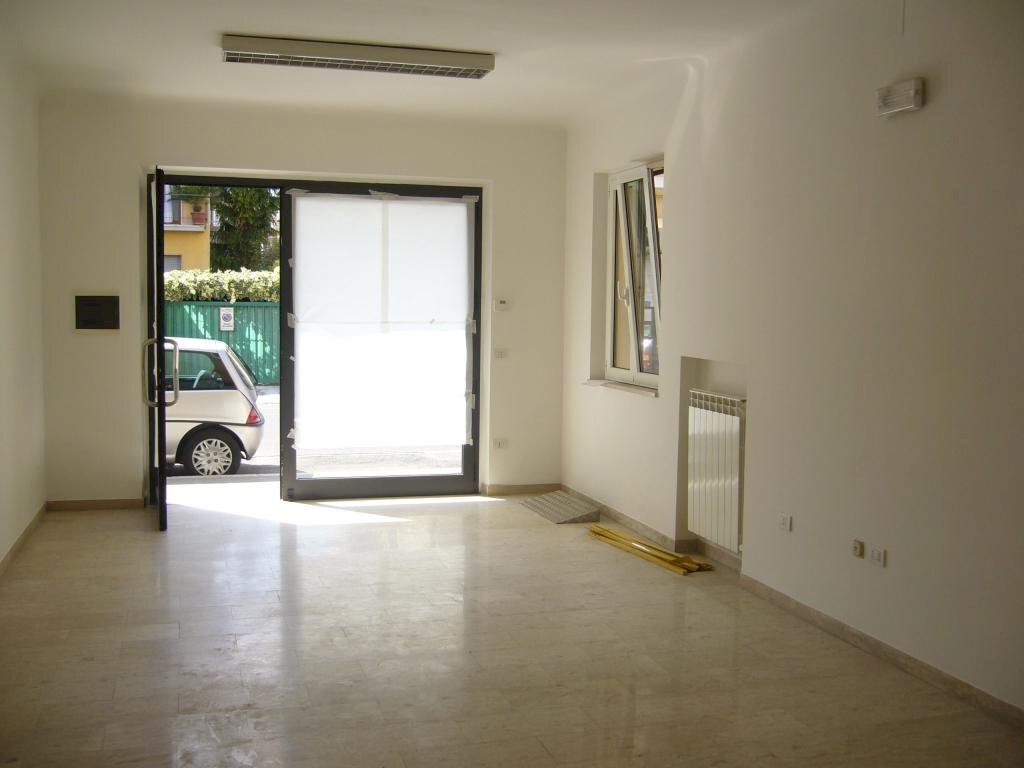 Foto 3 - Locale Commerciale Via Mare, San Benedetto del Tronto - foto 3