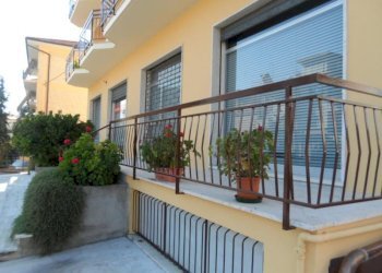 Foto 2 - Commercial Premises VIA CESARE BECCARIA, Castel di Lama - photo 2