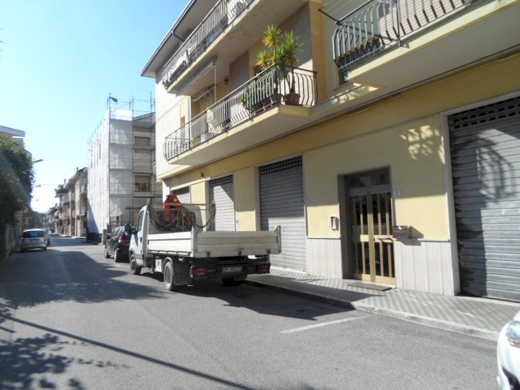 Foto 1 - Commercial Premises Via Piave, San Benedetto del Tronto - photo 1