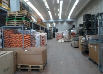 Foto 2 - Capannone Viale America
 
8, Magliano di Tenna - foto 2