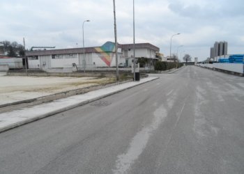 Foto 20 - Capannone Viale America
 
8, Magliano di Tenna - foto 19