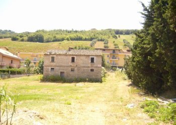 Foto 3 - Terreno edificabile strada Bonifica del Tronto, Colonnella - foto 3