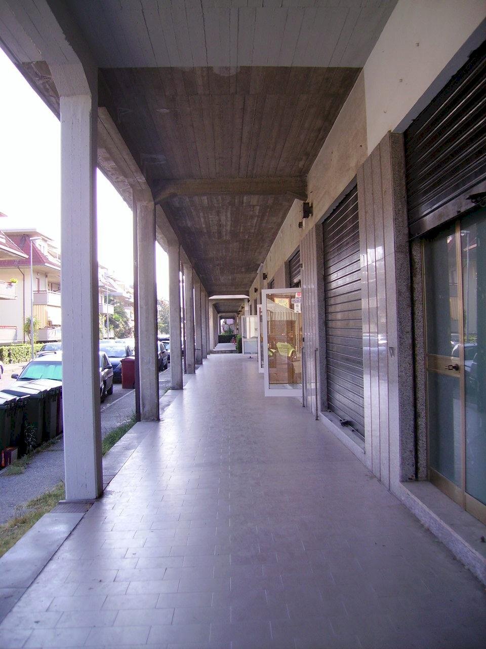Foto 3 - Commercial Premises Via delle lancette
9-11, Martinsicuro - photo 3