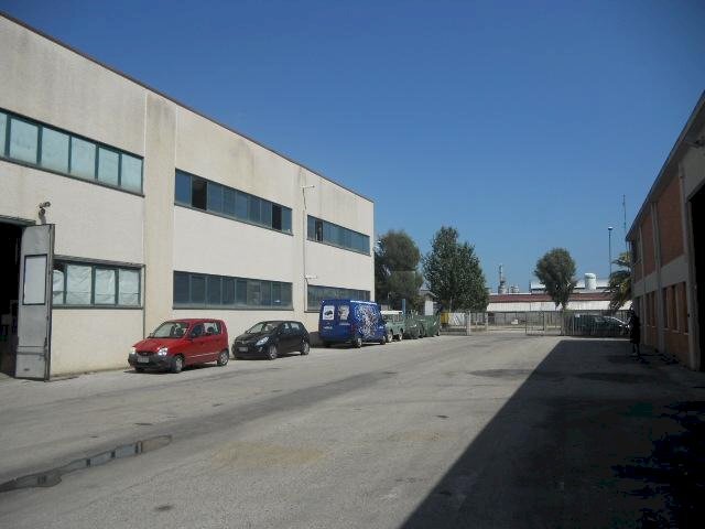 Foto 2 - Capannone Via Dei Castani, Martinsicuro - foto 2