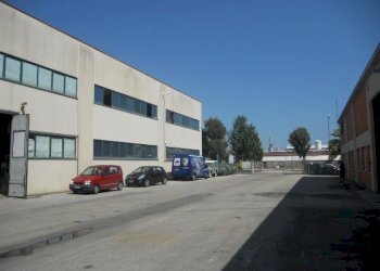 Foto 2 - Capannone Via Dei Castani, Martinsicuro - foto 2