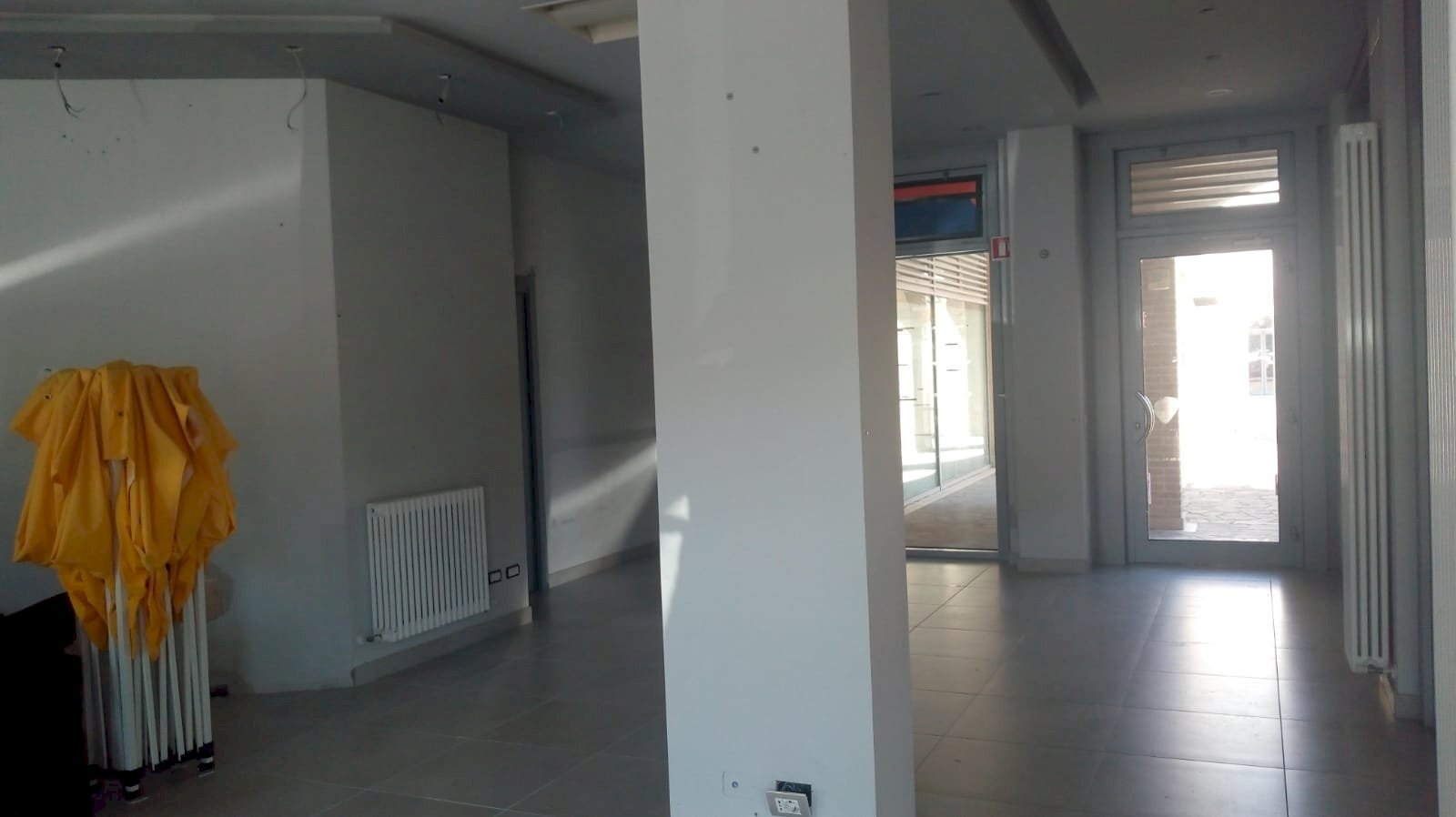 Foto 3 - Locale Commerciale Contrada Cabiano, Ripatransone - foto 3