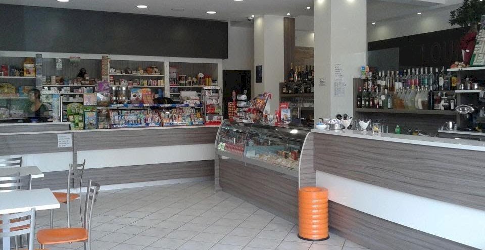 Foto 1 - Attività Commerciale Via Piemonte, San Benedetto del Tronto - foto 1