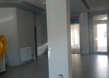 Foto 3 - Locale Commerciale Contrada Cabiano, Ripatransone - foto 3