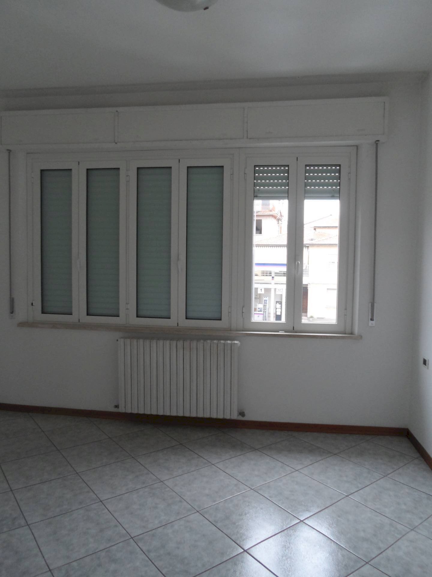 Foto 1 - Office Via Alcide De Gasperi, Monteprandone - photo 1