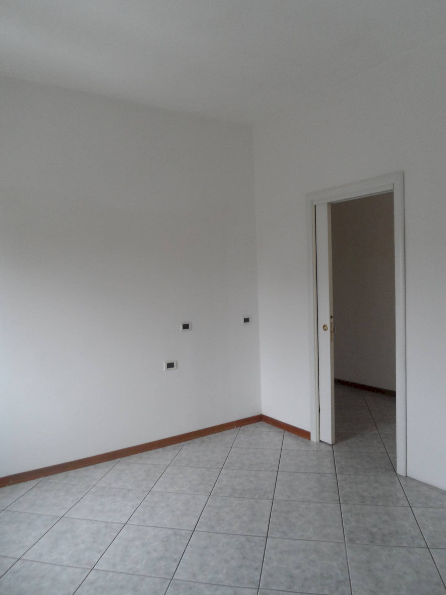 Foto 2 - Office Via Alcide De Gasperi, Monteprandone - photo 2