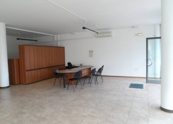 Foto 1 - Locale Commerciale Via San Giacomo, Monteprandone - foto 1