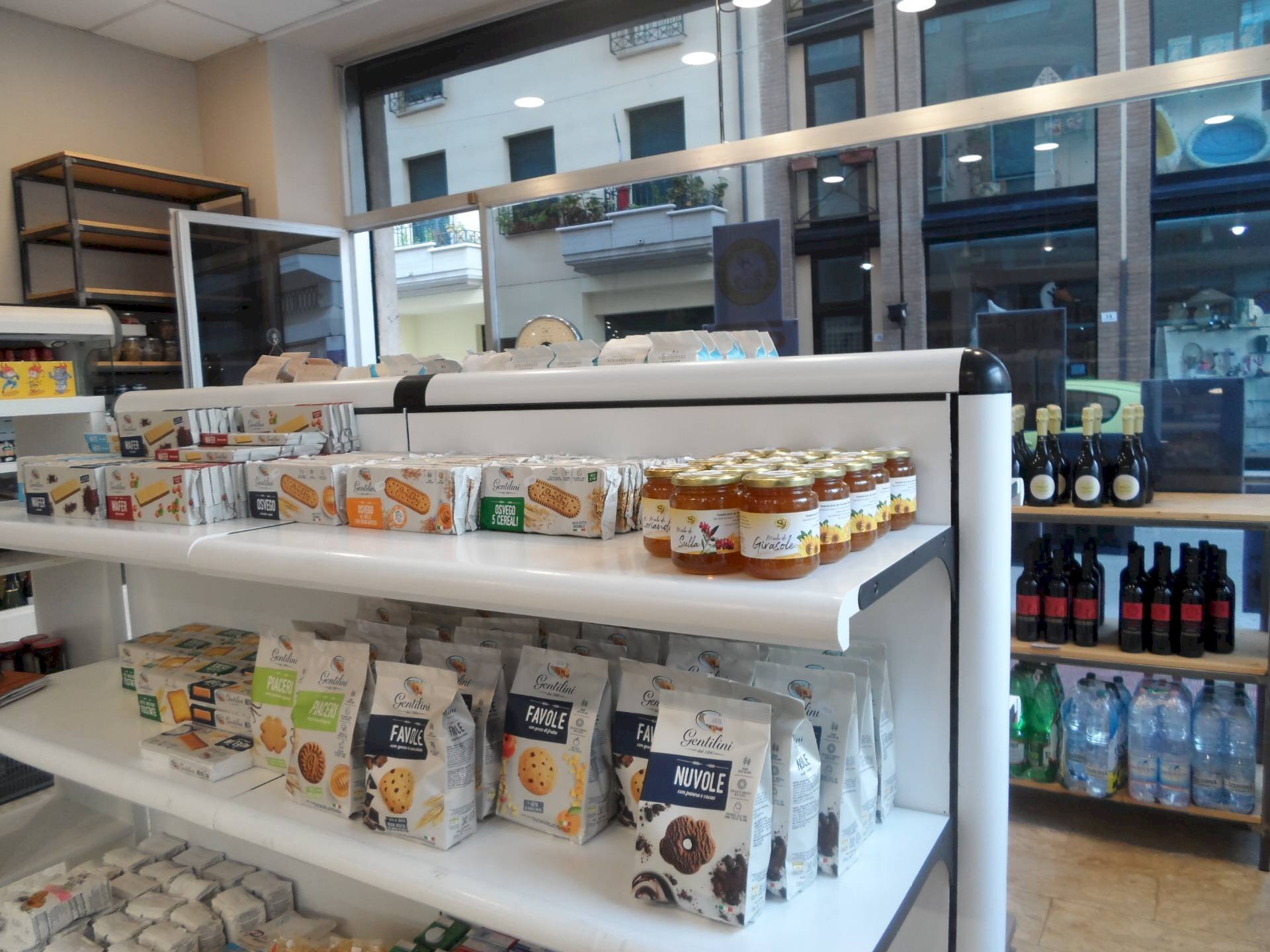 Foto 3 - Attività Commerciale Via Laureati, Grottammare - foto 3