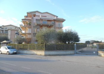 Foto 36 - Trilocale Via Tamerici, Martinsicuro - foto 34