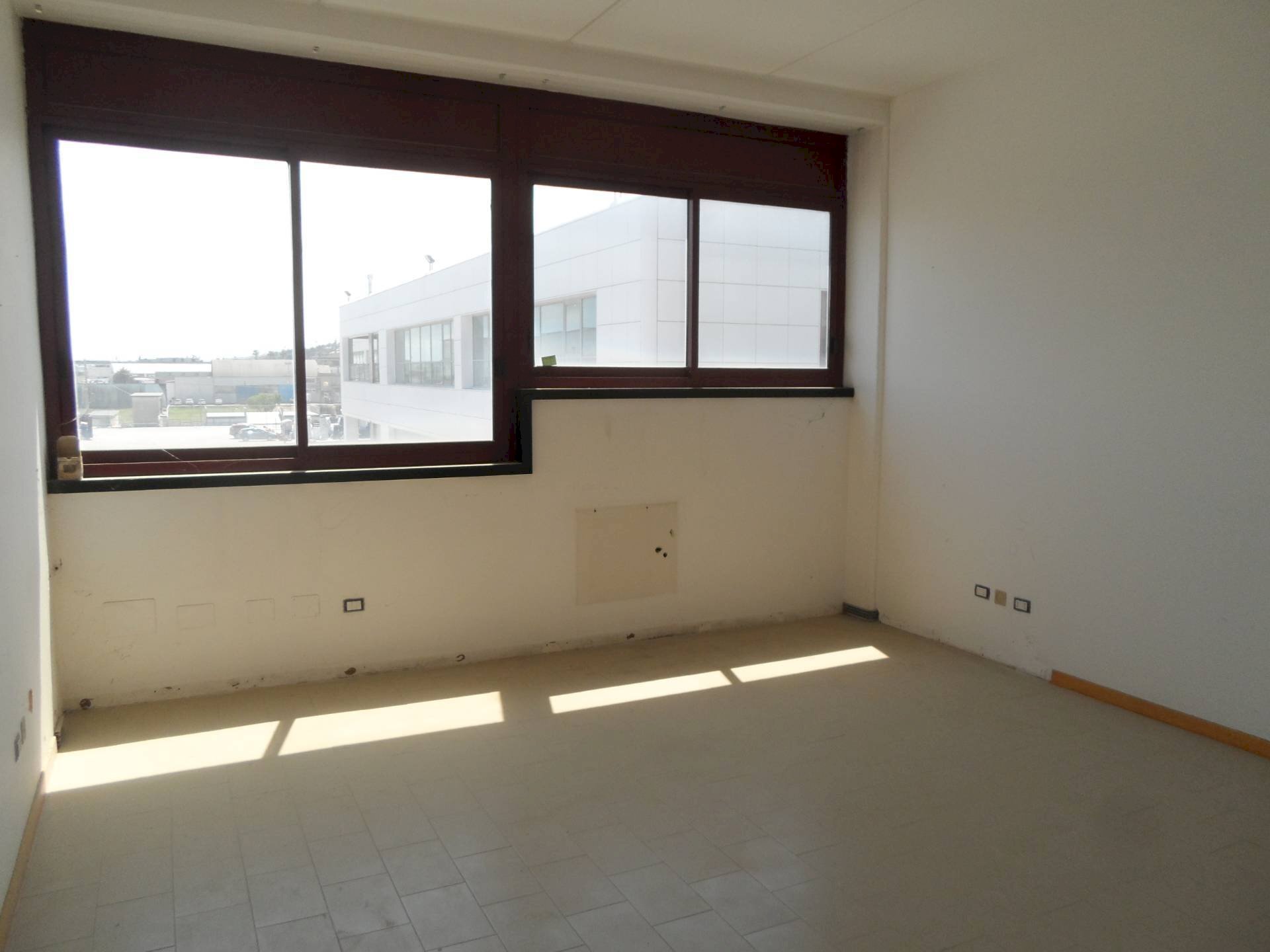 Foto 1 - Office Via Pasubio, San Benedetto del Tronto - photo 1
