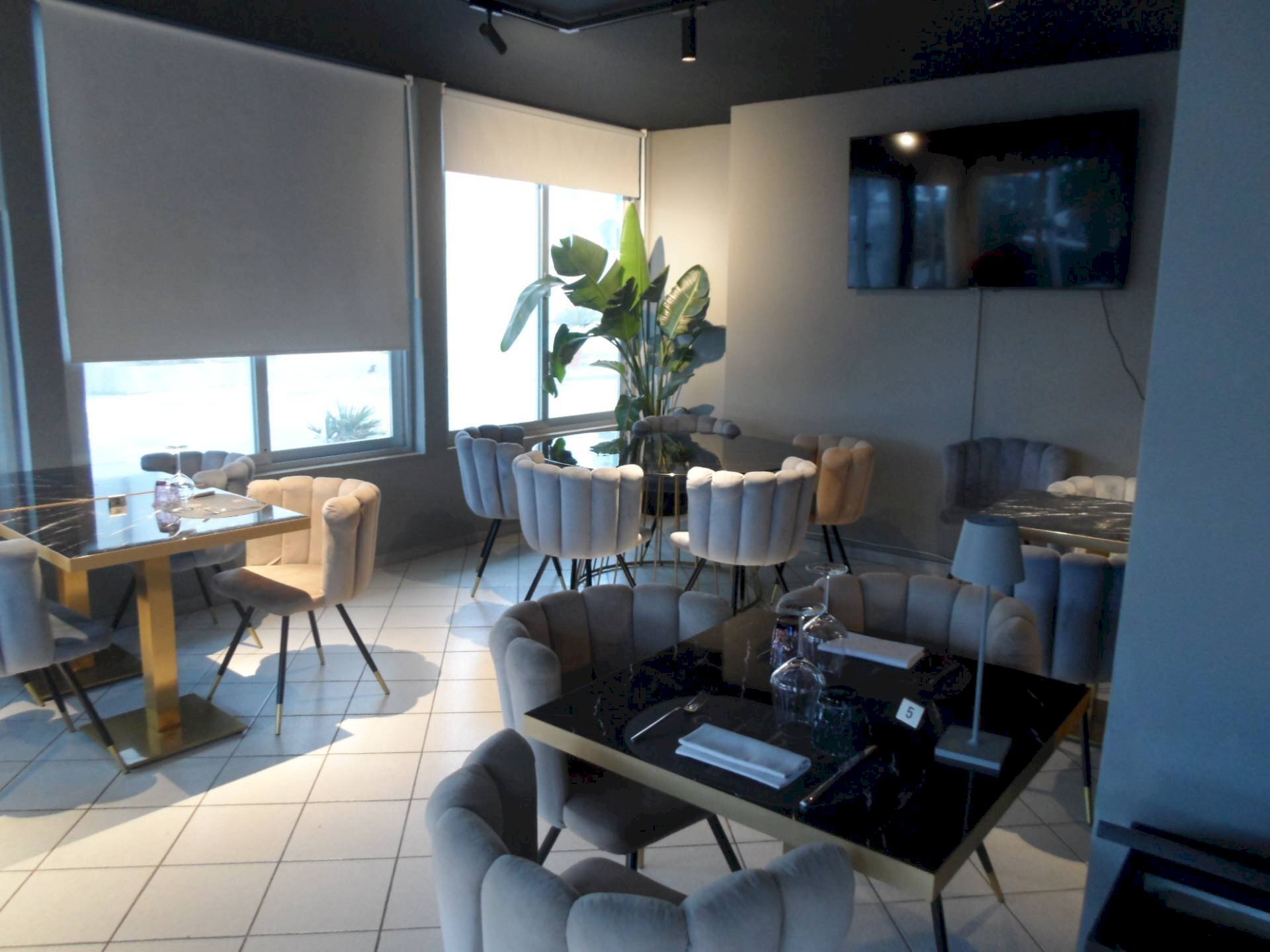 Foto 1 - Attività Commerciale Viale Europa, San Benedetto del Tronto - foto 1