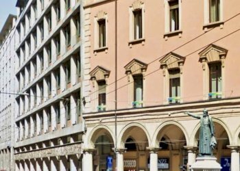 Zona - Cafeteria - Cold Bar via Ugo Bassi, Bologna (neighborhood Centro Storico) - photo 5