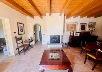 Dettagli - Villa via Fontanelle, Castel d'Aiano - foto 2