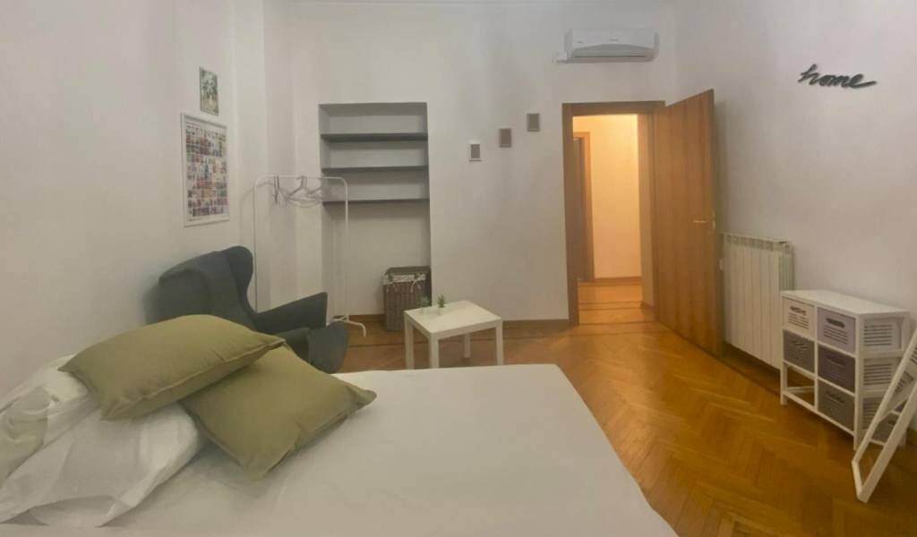 Camera da letto - Quadrilocale via Podgora, Milano - foto 2