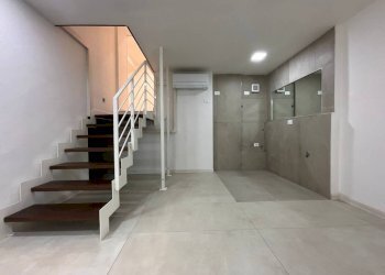 Interno palazzo - Negozio via Andrea Moretti, Bergamo - foto 47