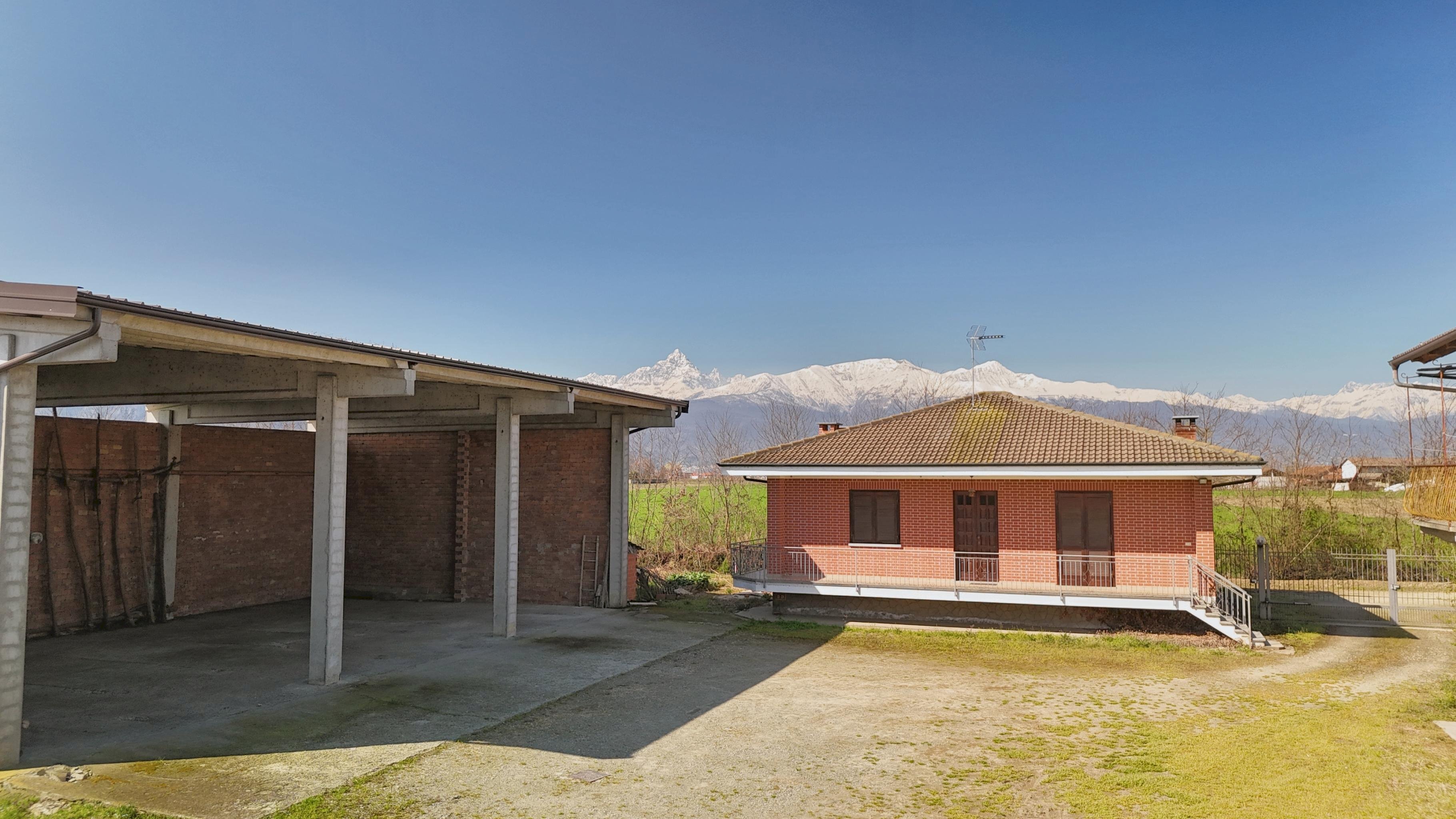 facciata - Casa indipendente via cascina bianca, 9, frazione Crocera, Barge - foto 3