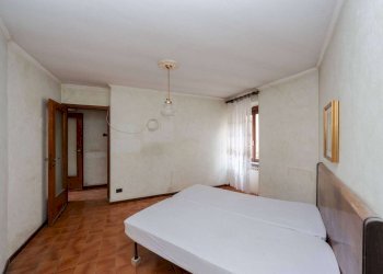 Two-room apartment Asso - photo 8