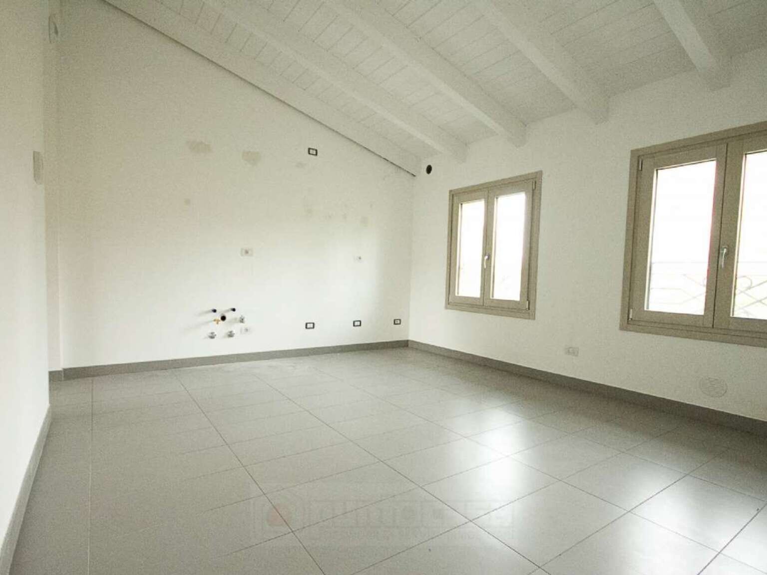 Bilocale Seregno - foto 2