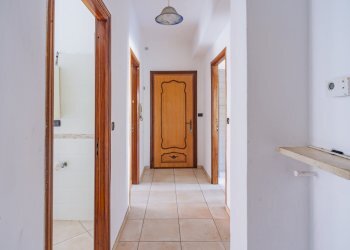 Four-room apartment Via Luigi Cadorna, Busca - photo 9