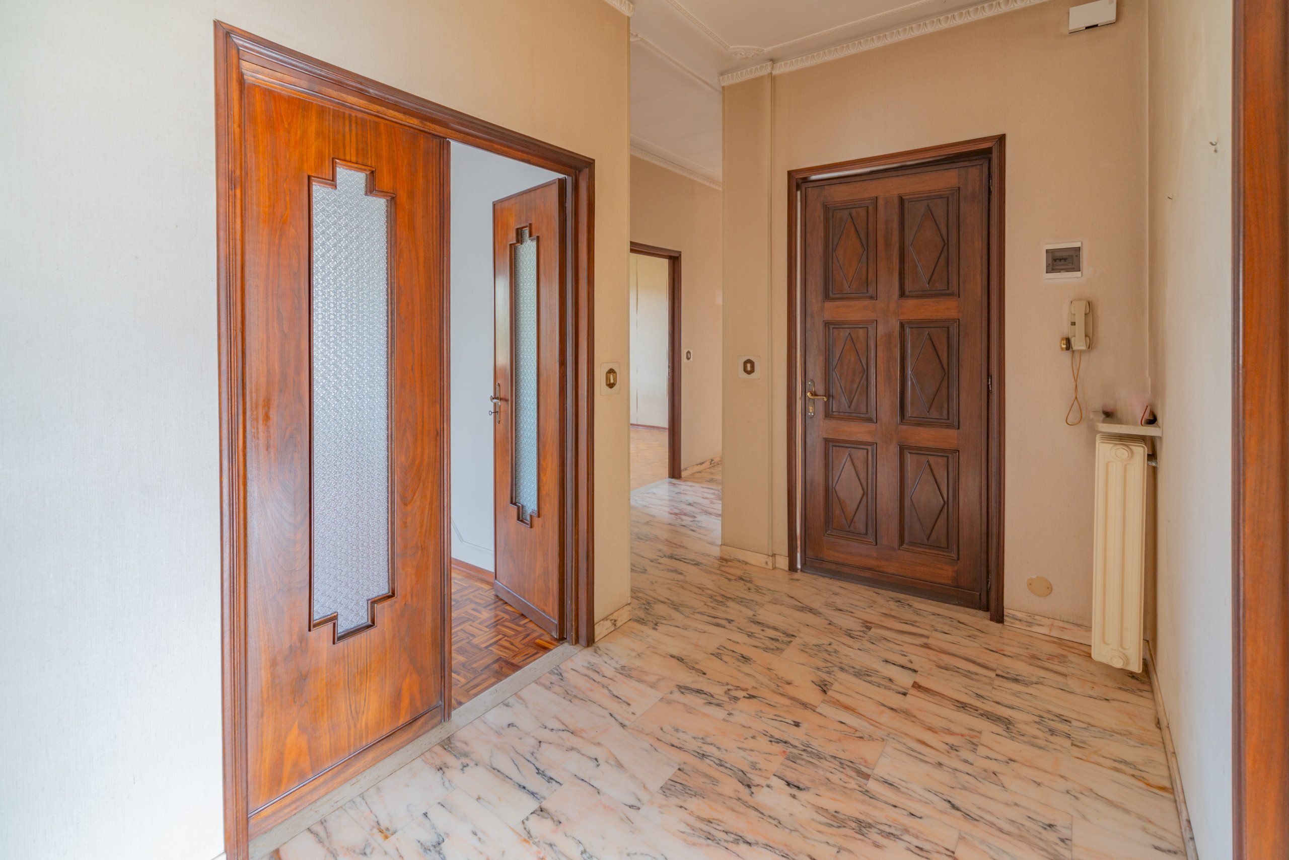 Appartamento Via Valentino, Busca - foto 2