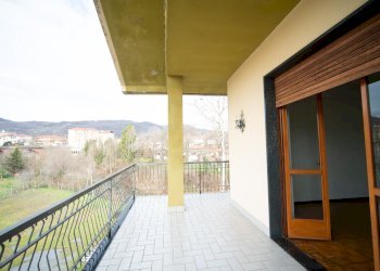 Quadrilocale Via Valentino, Busca - foto 8