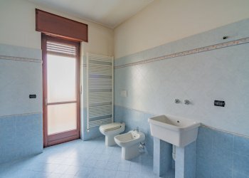 Quadrilocale Via Valentino, Busca - foto 15